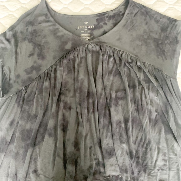 Clothes bundle - Picture 2 of 4